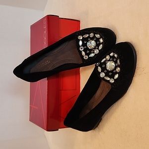 Black Suede Aerosoles Flats With Bling Size 8 New In Box